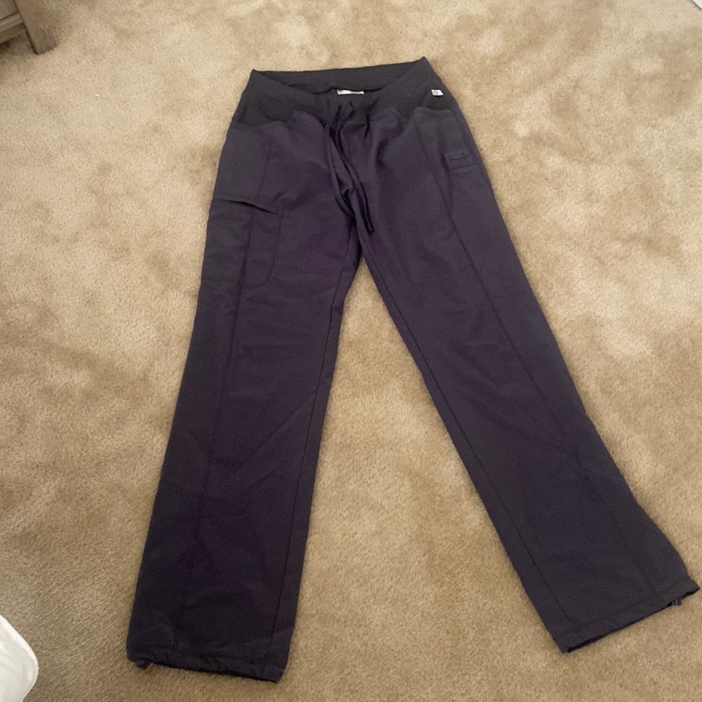 Scrub pants